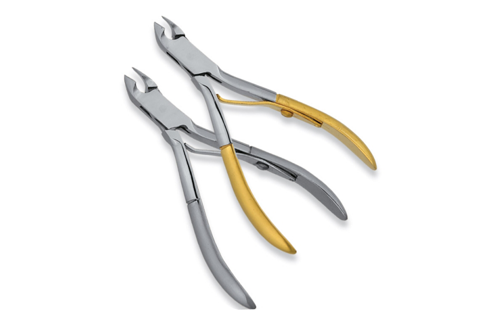 WI-1766 Cuticle Nipper with Gold Handles