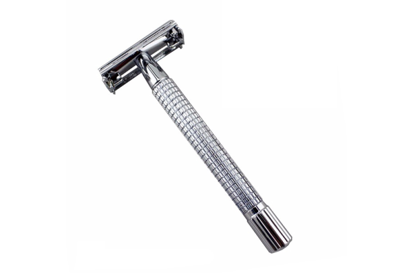 Twist-to-Open Safety Razor